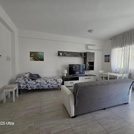 Calliope Terracina Kültér fotó