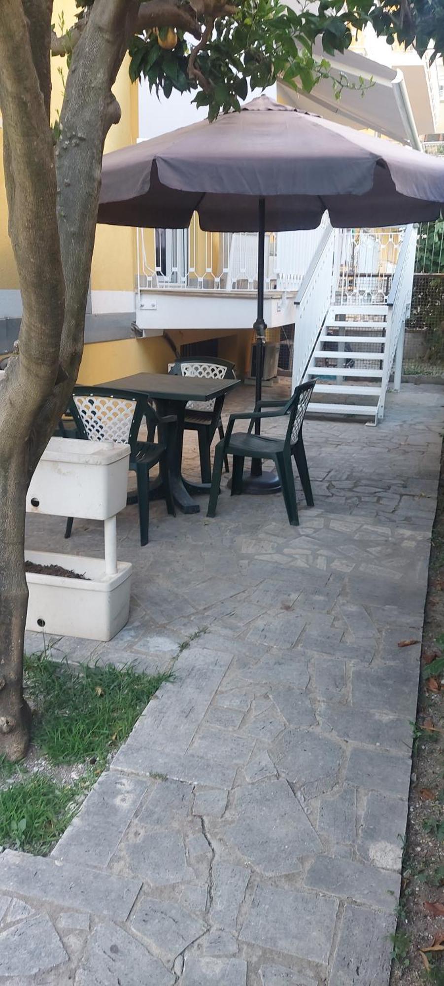 Calliope Terracina Kültér fotó